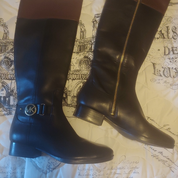 New Michael Kors boot size 7 1/2 - Picture 10 of 13